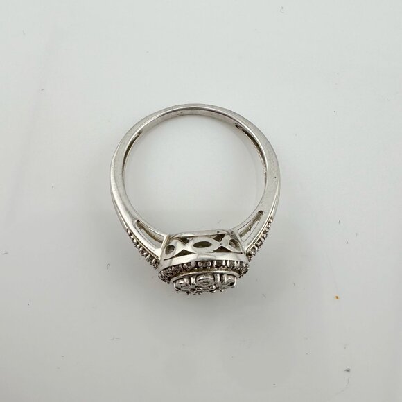 Pretty Round Natural Diamond Ring Size 7 - Picture 7 of 12